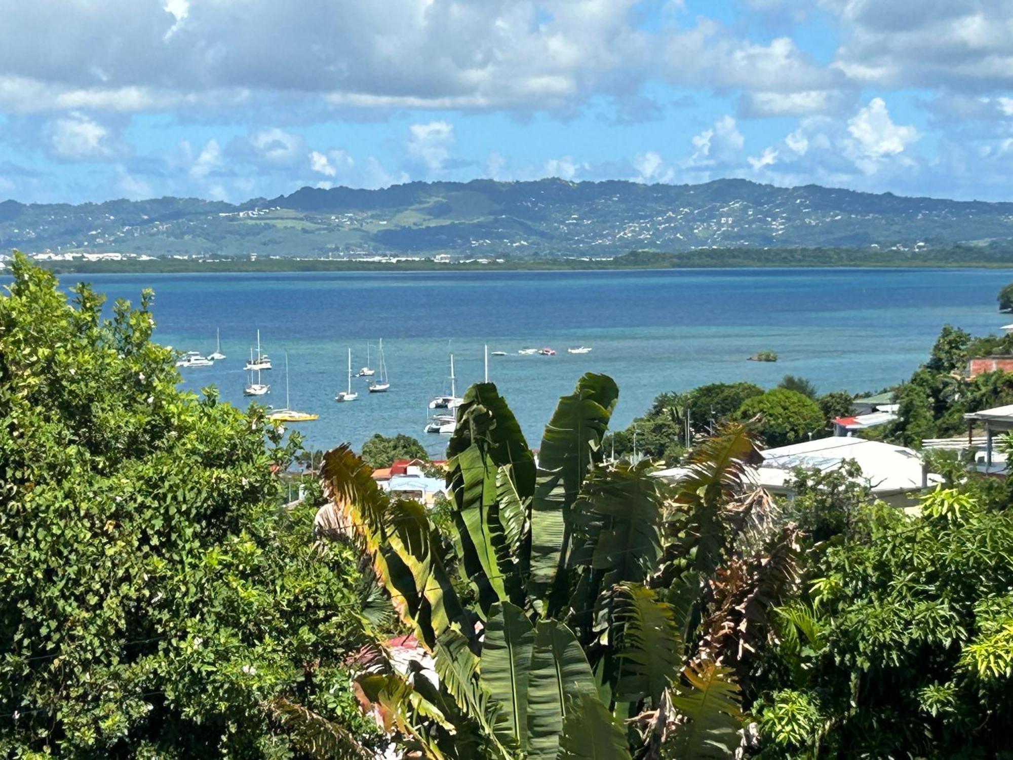 Trois Ilets-Grand Studio-Vue Mer Paradisiaque-Piscine -Bien Situe- Pres De La Plage 3 Minutes A Pieds -Des Commerces Et Restaurants Les Trois-Ilets Eksteriør bilde